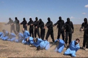 087381c44d8fe74529d92a4430f72e21 - اعدام ۱۰ شهروند عراقی توسط داعش/ استفاده از لباس آبی به جای نارنجی
