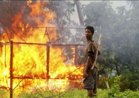 232005 310 zjm4zjm1zg - مسلمانانی که در میانمار کباب می‌شوند! (+عکس)