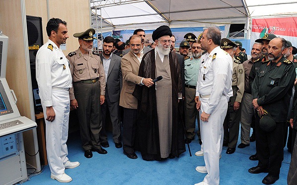 74240 620 mjzjngq5zw - فرمانده کل قوا: هدف اصلی از تولید سلاح در ایران، مقابله با دشمنان است